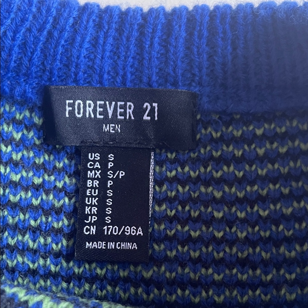 Forever 21 Men’s Blue Knit Crewneck Sweater w Green Alien Print - Picture 3 of 11